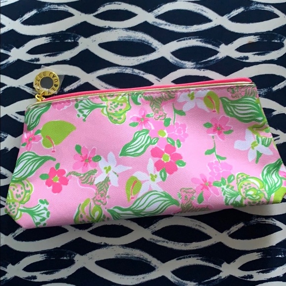 Lilly Pulitzer Estee Lauder Pink Tiger Print Bag - Picture 2 of 4